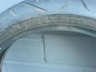 ΕΛΑΣΤΙΚΟ EΜΠΡΟΣ BRIGESTONE 120-70 ZR-18-thumb-2