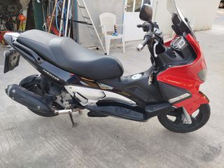 Gilera Nexus 250 SP 2007-thumb-2