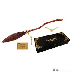 Mini Nimbus 2000 replica - Harry Potter (CR2902)