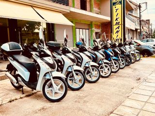 Honda SH 125i 2012 ΠΡΟΣΦΟΡΆ ΜΟΝΟ 1599..€.!!!!!!!! ΜΕ ΔΊΠΛΩΜΑ ΑΥΤΟΚΙΝΉΤΟΥ-thumb-2