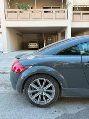 Audi TT 2002 8N-thumb-1
