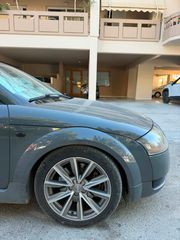 Audi TT 2002 8N-thumb-3