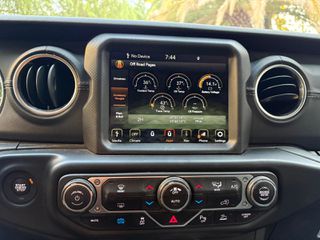 Jeep Wrangler 2022 4XE SAHARA-thumb-21