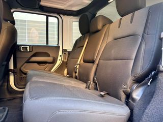 Jeep Wrangler 2022 4XE SAHARA-thumb-13