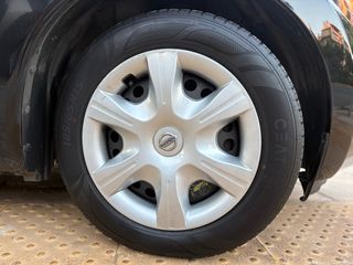 Nissan Note 2016-thumb-5