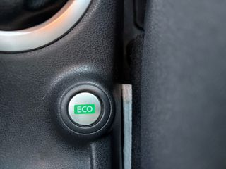 Nissan Note 2016-thumb-33