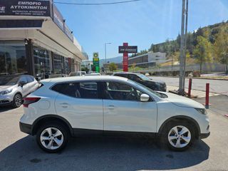 Nissan Qashqai 2020 1.7d 150ps 4x4 Acenta Edition-thumb-3