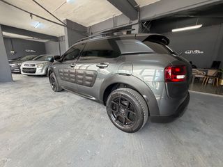 Citroen C4 Cactus 2016-thumb-9