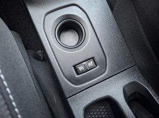 Dacia Duster 2021-thumb-13
