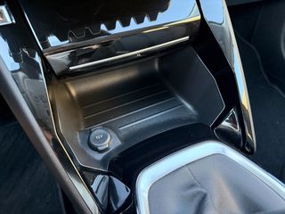 Peugeot 208 2020 101HP*3D COCKPIT*ΑΛΛΑΓΜΕΝΟΣ ΙΜΑΝΤΑΣ*ΖΑΝΤΕΣ*ΔΕΡΜΑ*ΠΡΟΒΟΛΕΙΣ-thumb-26