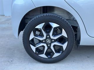 Toyota Aygo 2021 1.0 X-PLAY TOUCH - ΒΙΒΛΙΑ ΣΕΡΒΙΣ* ΕΓΓΥΗΣΗ*-thumb-5