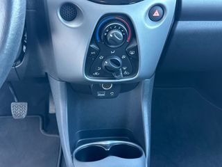 Toyota Aygo 2021 1.0 X-PLAY TOUCH - ΒΙΒΛΙΑ ΣΕΡΒΙΣ* ΕΓΓΥΗΣΗ*-thumb-34