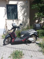 ΠΩΛΕΙΤΑΙ SCOOTER ZNEN 150T-18 για ανταλλακτικά