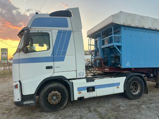 Volvo 2004 460 XL-thumb-2