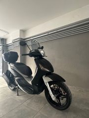 Piaggio Beverly 350 2015-thumb-2