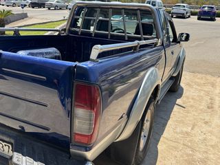 Nissan Navara 2006-thumb-4