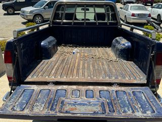 Nissan Navara 2006-thumb-10
