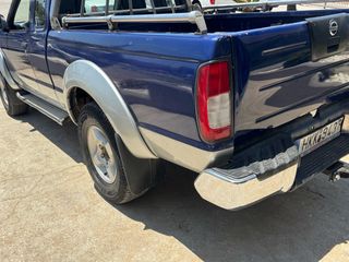 Nissan Navara 2006-thumb-13