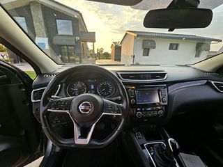 Nissan Qashqai 2018-thumb-12