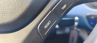 Hyundai i 10 2015-thumb-24