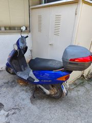 Honda SCV 100 Lead 2005-thumb-1