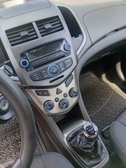 Chevrolet Aveo 2012 1.2 LT-thumb-5