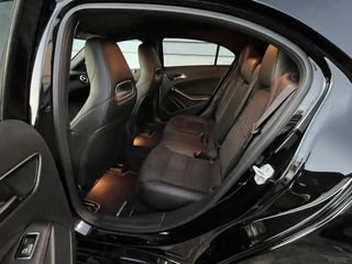 Mercedes-Benz A 160 2017 AMG LINE AUTOMATIC F1 NAVI-thumb-18