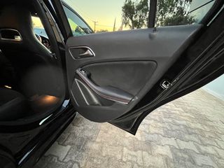 Mercedes-Benz A 160 2017 AMG LINE AUTOMATIC F1 NAVI-thumb-21