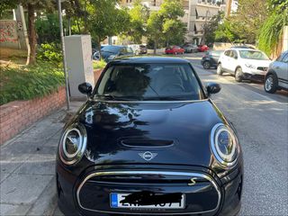 Mini Cooper SE 2022 Classic trim