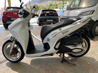 Honda SH 350 2022-thumb-2