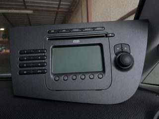 SEAT LEON 1P Radio MP3 AUX Blaupunkt 1P1035186B OEM