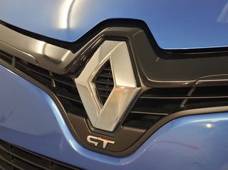Renault Clio 2015 GT 1.2 TCE 120 PS AUTOMATIC-thumb-9