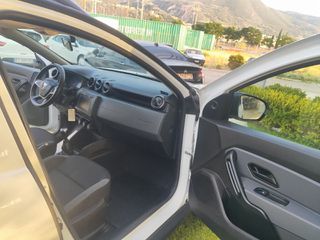 Dacia Duster 2020-thumb-16