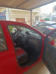 Toyota Yaris 2005 1.3 VVTI 5D!!!-thumb-2