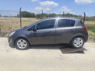 Opel Corsa 2012-thumb-2