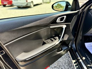Kia XCeed 2021 PLATINUM-thumb-8