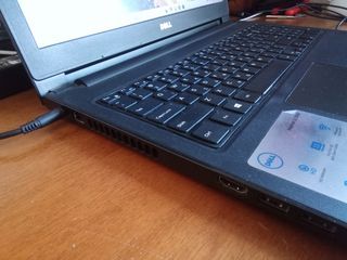 Dell Inspiron 3576 (i5-8250/8GB RAM/750GB HDD)-thumb-5