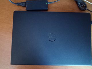 Dell Inspiron 3576 (i5-8250/8GB RAM/750GB HDD)-thumb-8