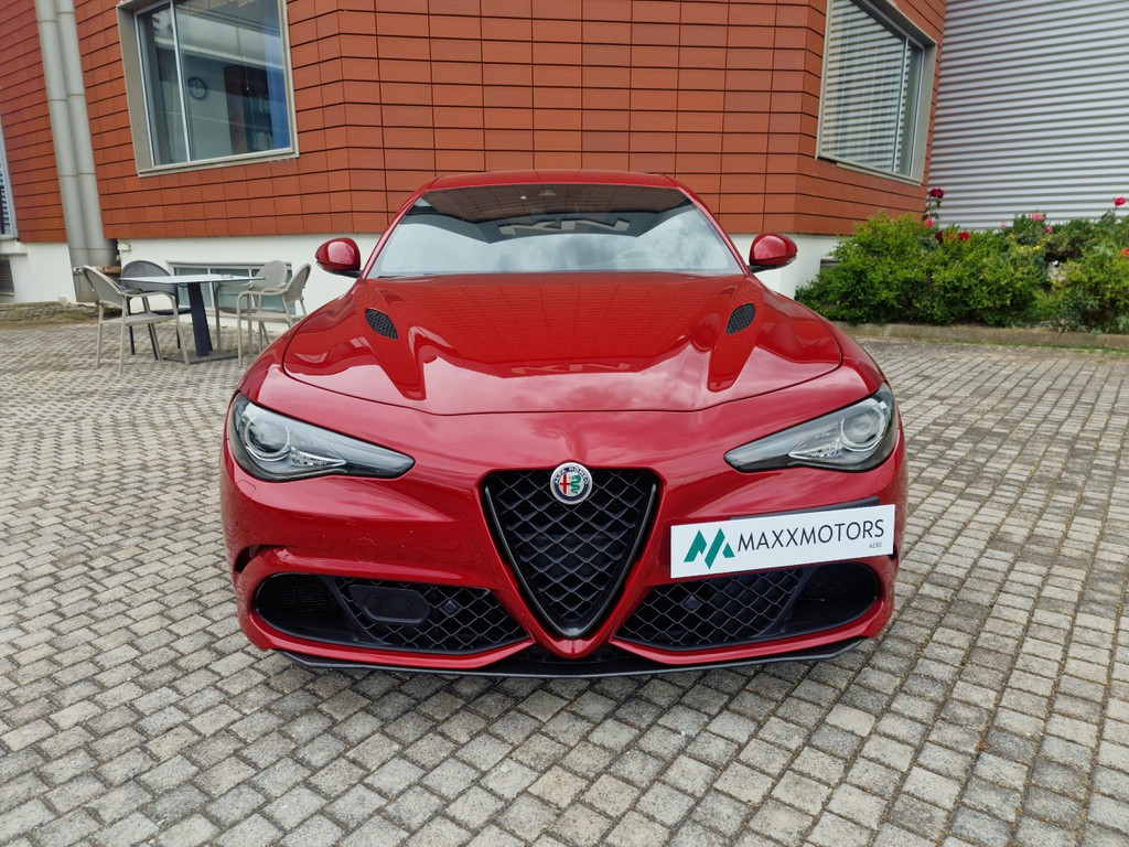 Alfa Romeo Giulia 2021 2.9 V6 QUADRIFOGLIO AT8 510PS