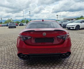Alfa Romeo Giulia 2021 2.9 V6 QUADRIFOGLIO AT8 510PS-thumb-3