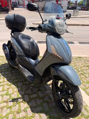 Piaggio Beverly 350 2012-thumb-6
