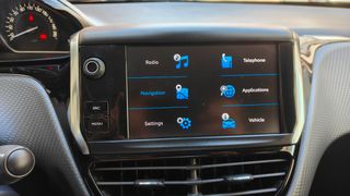 Peugeot 208 2017 1.2  e-THP GT Line 110hp * Panorama * Automatic-thumb-31