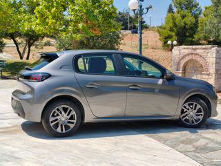Peugeot 208 2021 1.2 PURETECH 100 ALLURE-thumb-25
