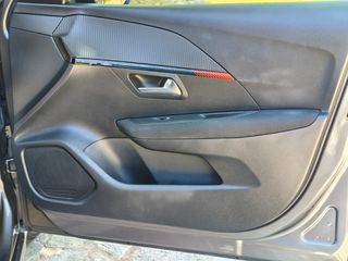 Peugeot 208 2021 1.2 PURETECH 100 ALLURE-thumb-46