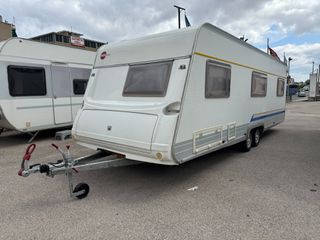 Bürstner 2002 AMARA 680A-thumb-3