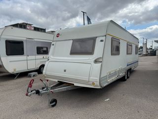 Bürstner 2002 AMARA 680A-thumb-4