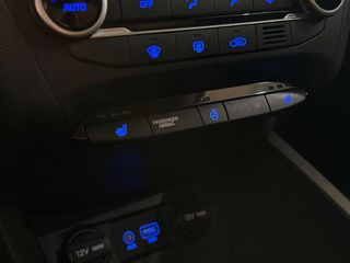 Hyundai i 20 2016 1.4 CRDI | DIESEL | NAVIGATION-thumb-41