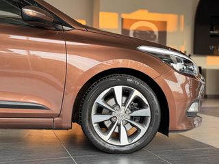 Hyundai i 20 2016 1.4 CRDI | DIESEL | NAVIGATION-thumb-29