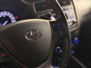 Hyundai i 20 2016 1.4 CRDI | DIESEL | NAVIGATION-thumb-32
