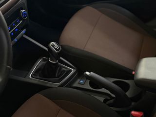 Hyundai i 20 2016 1.4 CRDI | DIESEL | NAVIGATION-thumb-33